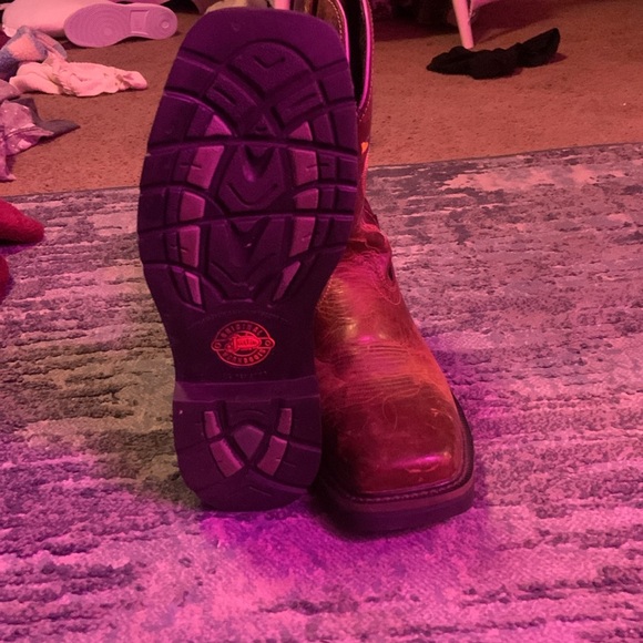 This boots are so cute I’ve only worn them once they are in great shape! - Picture 3 of 4